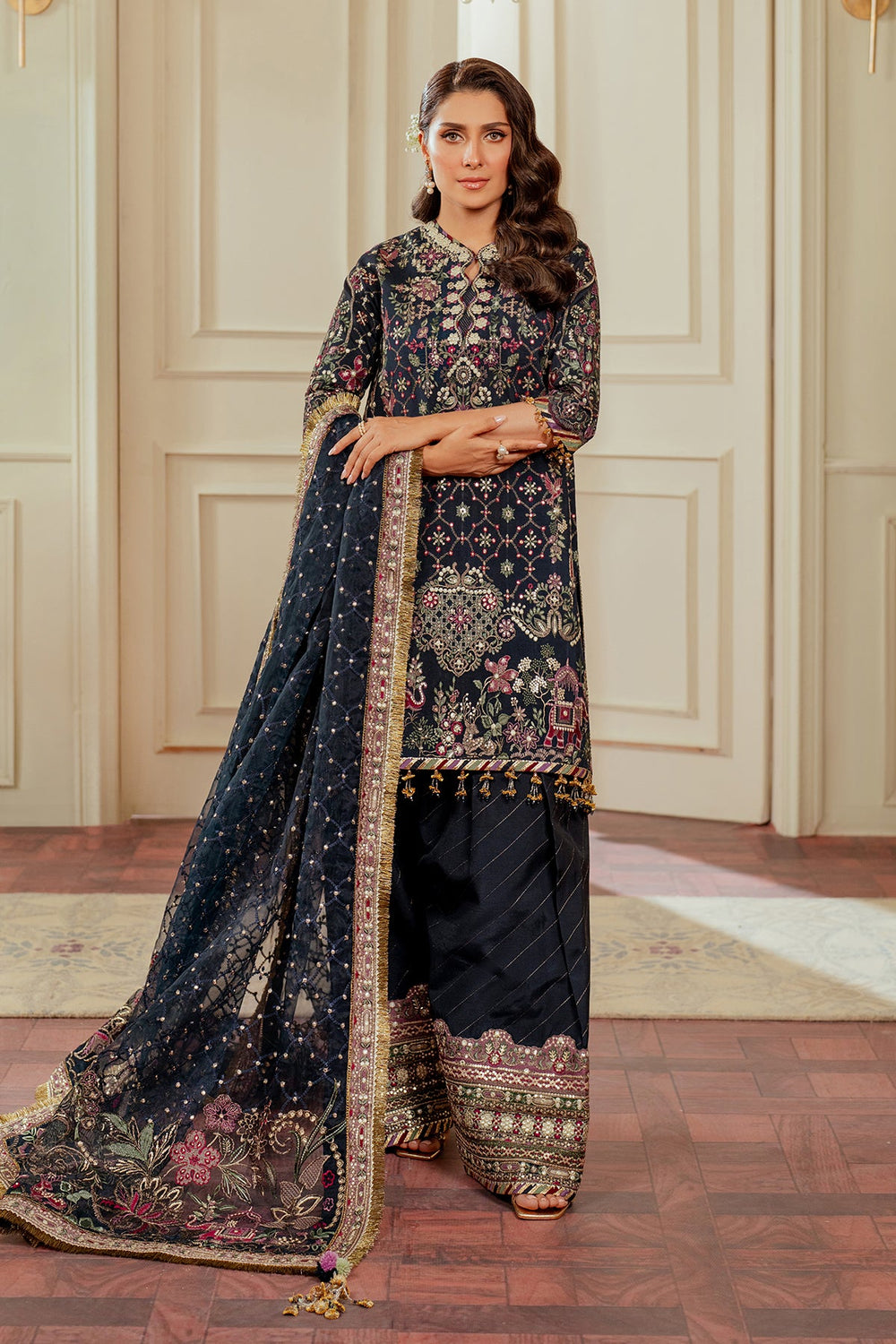 0B - EMBROIDERED NET CH13-07 (SHORT STYLE)