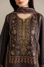 Load image into Gallery viewer, J - EMBROIDERED RAW SILK UR-7078