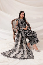 Load image into Gallery viewer, F - BLACK SWAN