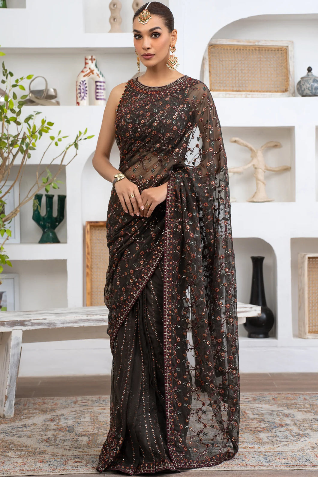 Z - M 04 OLIVIA (SAREE STYLE)