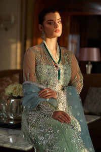 M - EFFIE