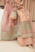 Load image into Gallery viewer, F - NAZNEEN