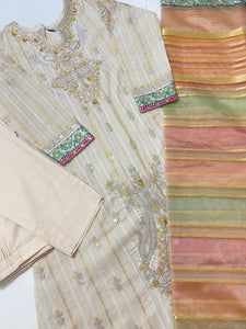 AA - BEIGE 1823