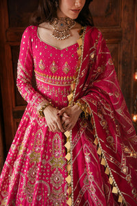 MNR - MUSARRAT NAZIR
