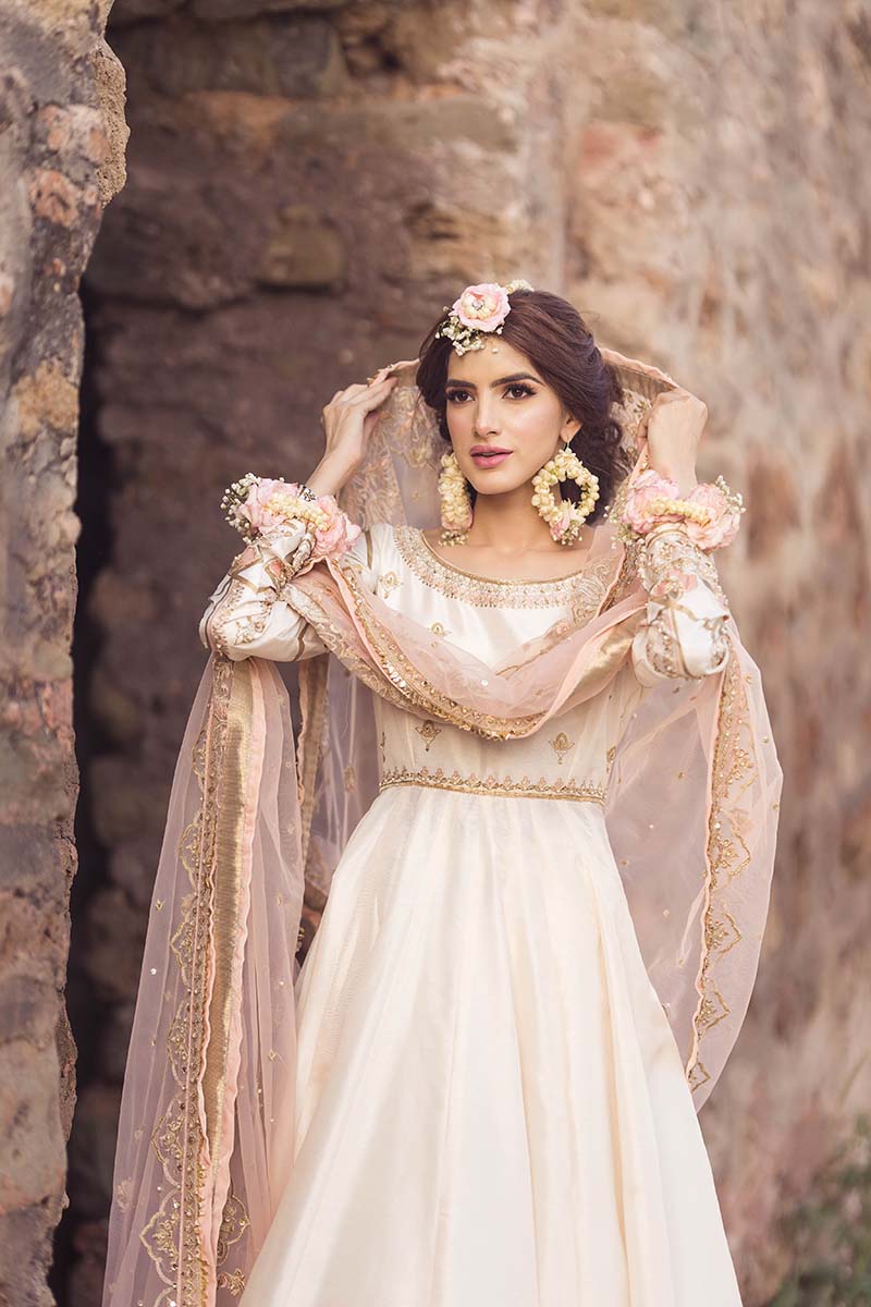 MW - WHITE FORMAL MAXI