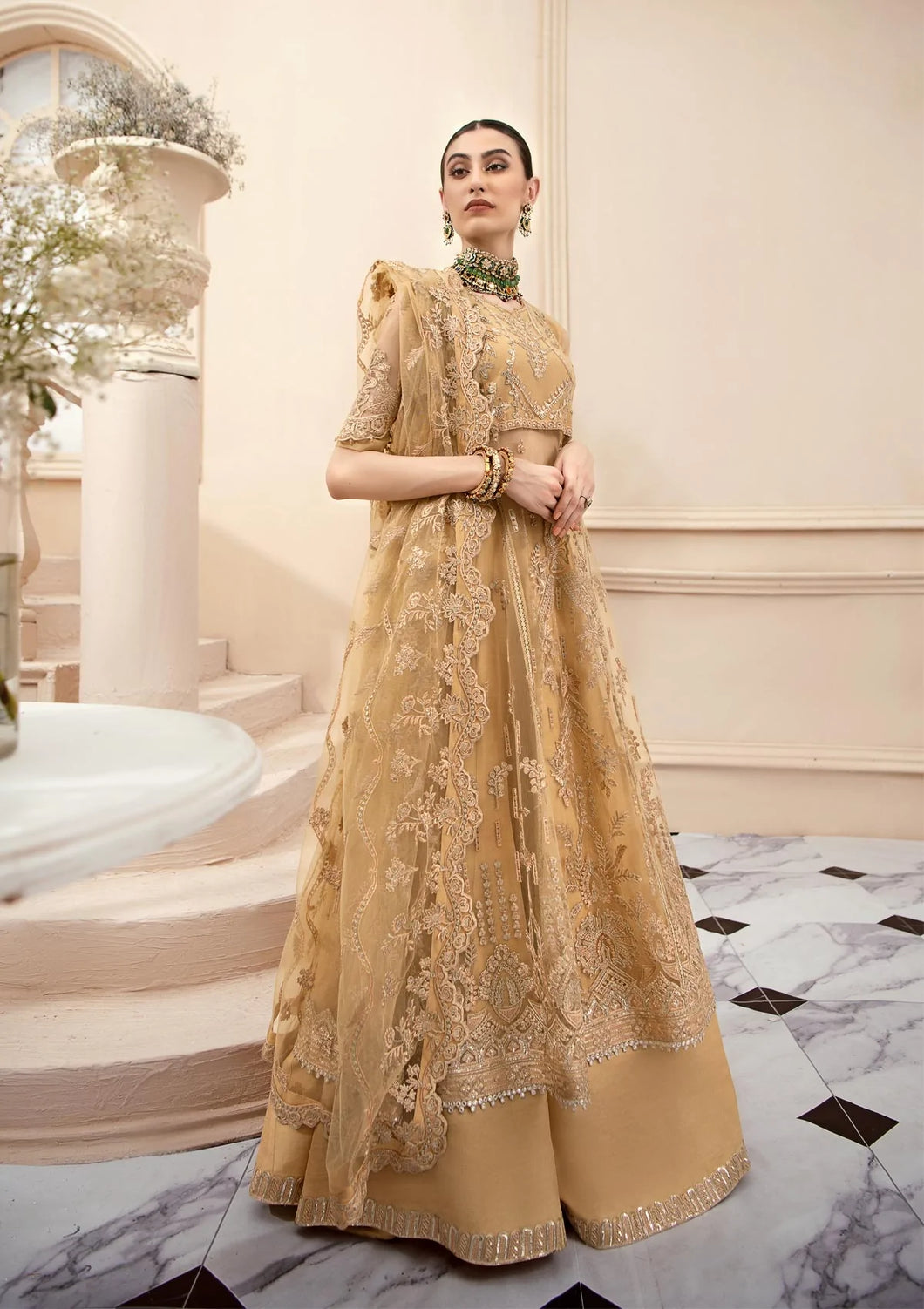A - LUMIERE LOOK 06